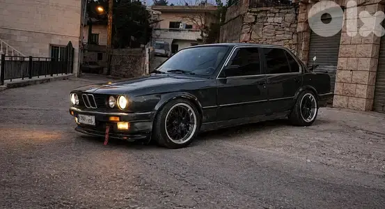 BMW 5-Series 1986