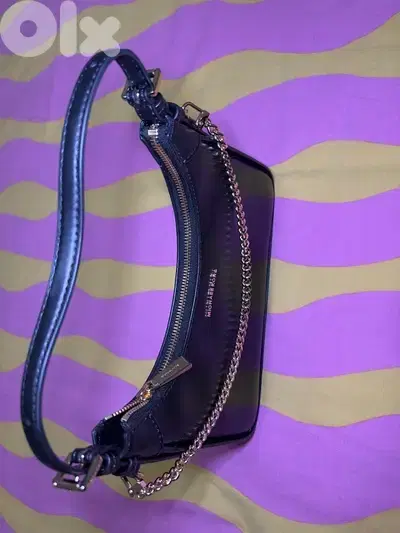 MK BLACK LEATHER BAG