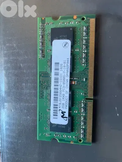 2GB DDR3 laptop RAM stick
