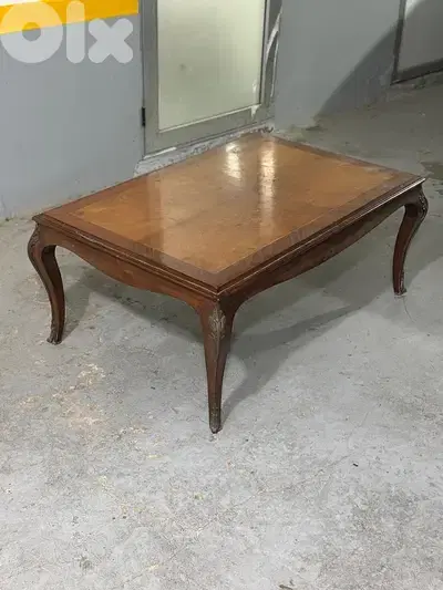 طاولة نص صناعة مصرية