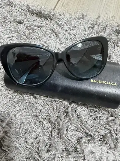 Balenciaga Sunglasses Original