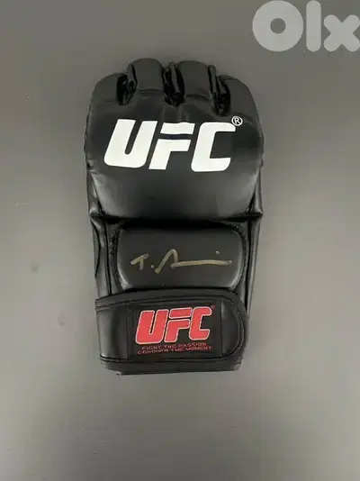 Certified MMA Gloves Signed By Tom Aspinal