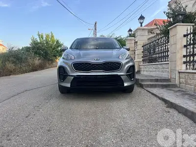 Kia Sportage 2020, super clean, full option, ma na2so chi.