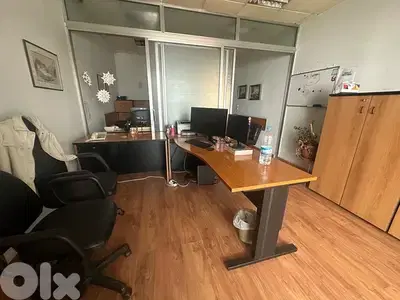 Office furniture. فرش مكتب
