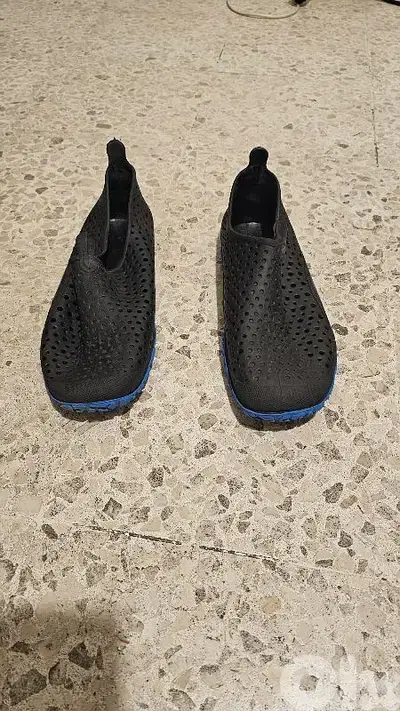 rubber water shoes