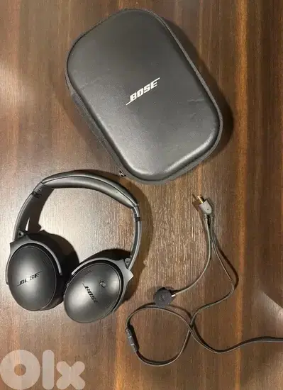 Bose 2023 QuietComfort + free noise canceling mic