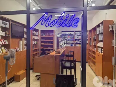 decor for mobile shop