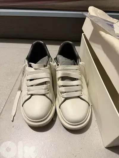 Alexander McQueen shoes size 42