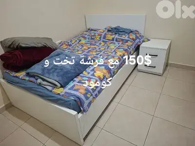 تخت مفرد و نص مع فرشة و كومود