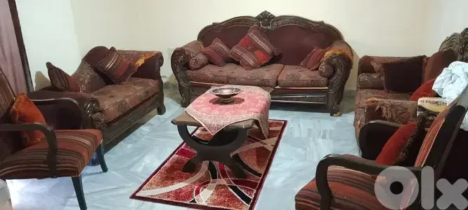صالون مميز خمس قطع