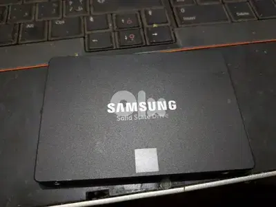 samsong ssd 1tb + 4+4 ddr4 ram