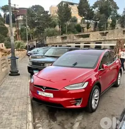 Tesla Model X 2019