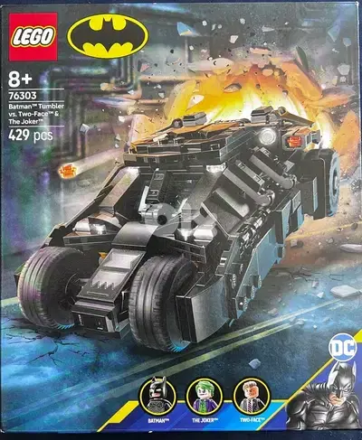Lego Batman Tumbler vs Two Face 76303
