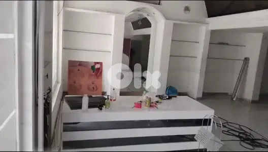 Shop for rent in Hazmieh.