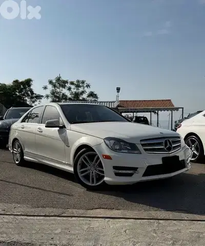 Mercedes-Benz C-Class 2012