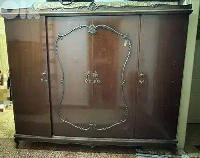 خزانة مستعمله للبيع
