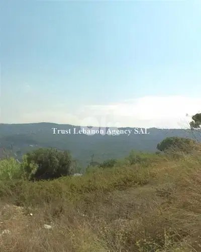 أرض للبيع في برمانا / العيون Prime location land for sale in Al Ouyoun