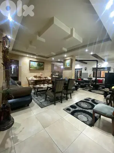 Decorated apartment for sale in Aley Kettaneh 200 Sqm