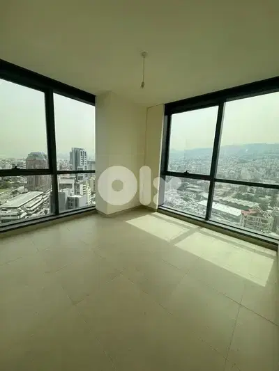 Apartment for sale in Forty Four Tower 450,000$ شقة بطابق عالي
