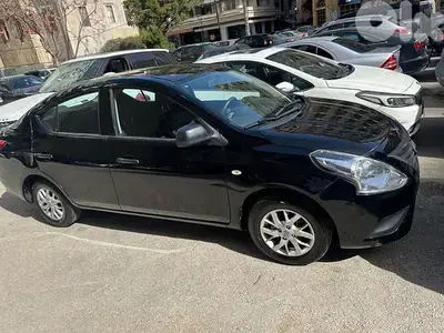 Nissan Sunny 2022