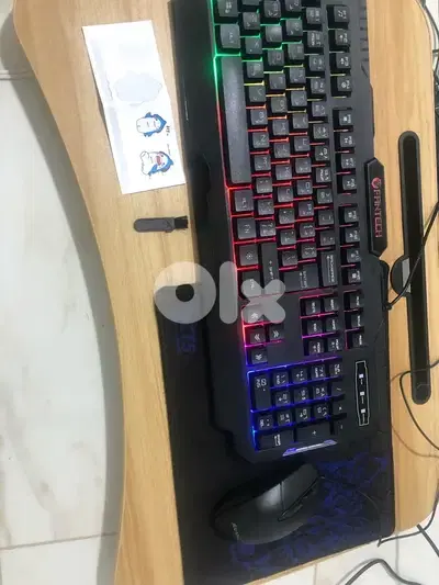 GAMING SET ( gaming keyboard + mouse + mousepad + accessories )