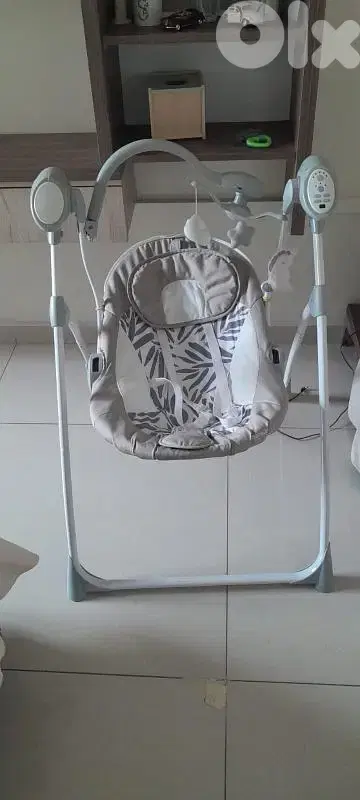 Baby electric swing