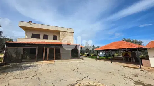 Villa for sale in Amioun al koura