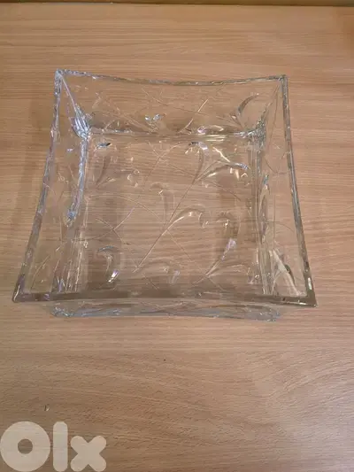 Crysal heavy square bowl