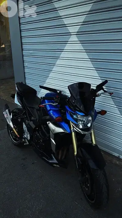 GSR750