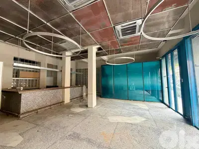 Shop for rent in Mar Mkhael - MQRM008 محل للإيجار في مار مخايل