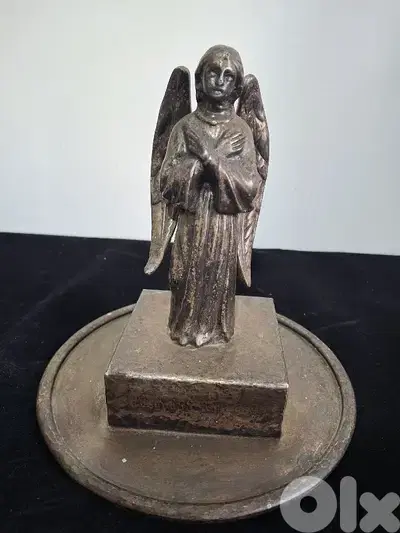 Vintage Angel Statue  تمثال ملاك كلاسيكي – قطعة ديكور دينية