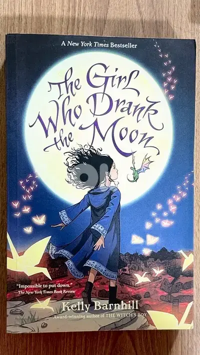 The girl who drank the moon -By kelly barnhill