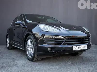 Porsche Cayenne S MY2012