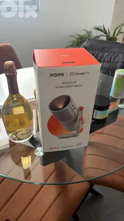 XGIMI MOGO 4 portable projector