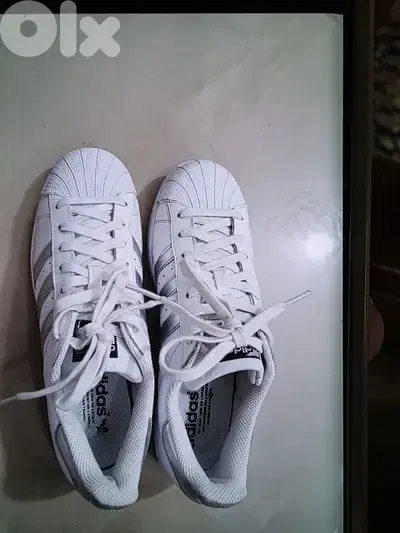Adidas shoes size 41.5