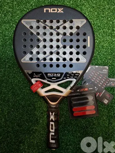 Nox AT10 Luxury Genius 18K Alum 2026 Augstin Tapia, padel racket