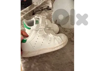 shoes adidas stan smith size 20 like new