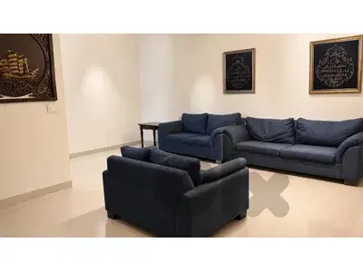 صالون للبيع بسعر مغري