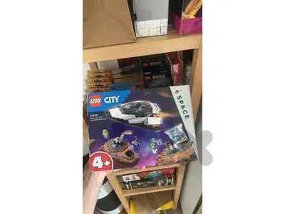 LEGO City Spaceship and Astroid Discovery