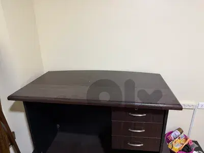 Office table