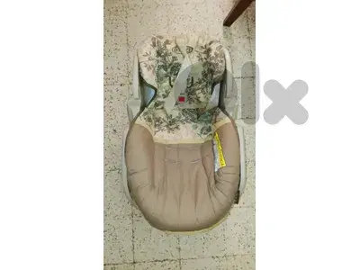 كرسي سياره graco بحاله ممتازه