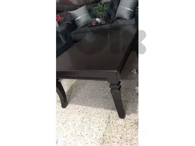 طاولة نص
