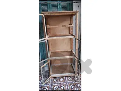 قفص طيور يصلح للحمام والدجاج والفري موجود في طرابلس التل السعر فقط ٣٠$