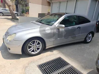 Mercedes-Benz C-Class 2002 c230 kompressor Mercedes-Benz C-Class 2002 c230 kompressor