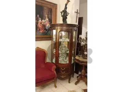 vitrine jdide 220$