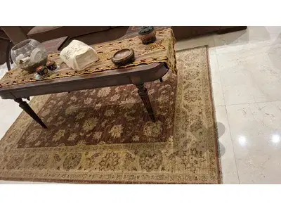 various decorative items, french & English brands  قطع ديكور متنوعة ذات جودة عالية