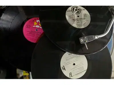 DJs & collectors welcome — huge selection DJs & collectors welcome — huge selection