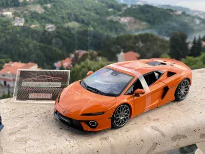 Diecast for sale lamborghni temerario scale 1/18 model car
