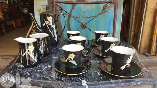 فناجين شاي بورسلين أصلي قديم