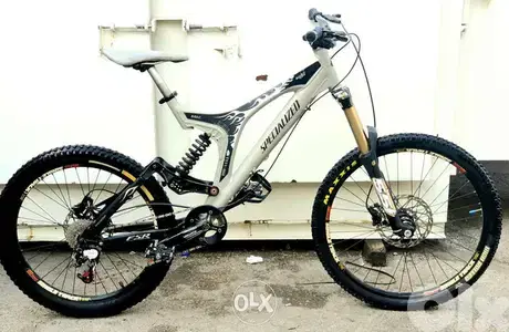 SPECIALIZED Big Hit fsr Bite DH Bike 26